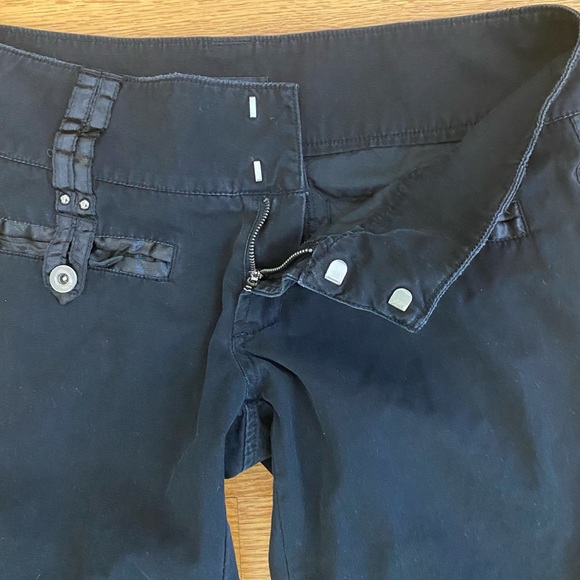 Wet seal, Satin trim pants, Size 7 JUNIORS, Wide leg - Picture 4 of 7